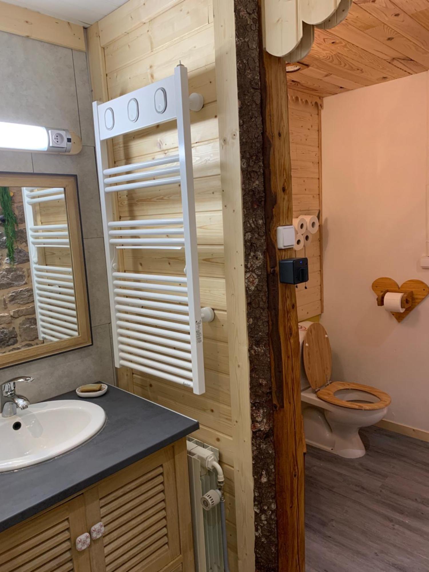 Les 3Crokignols, Maison D'Hote Familiale. Saffloz Bagian luar foto